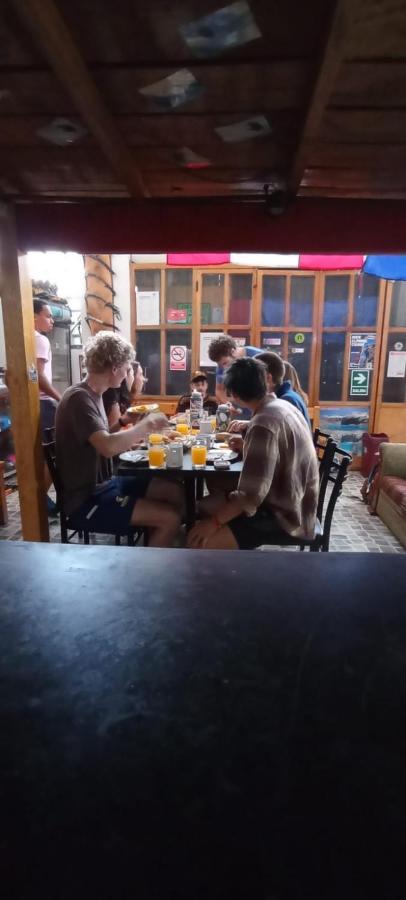 Andes Hostel อัวรัซ ภายนอก รูปภาพ