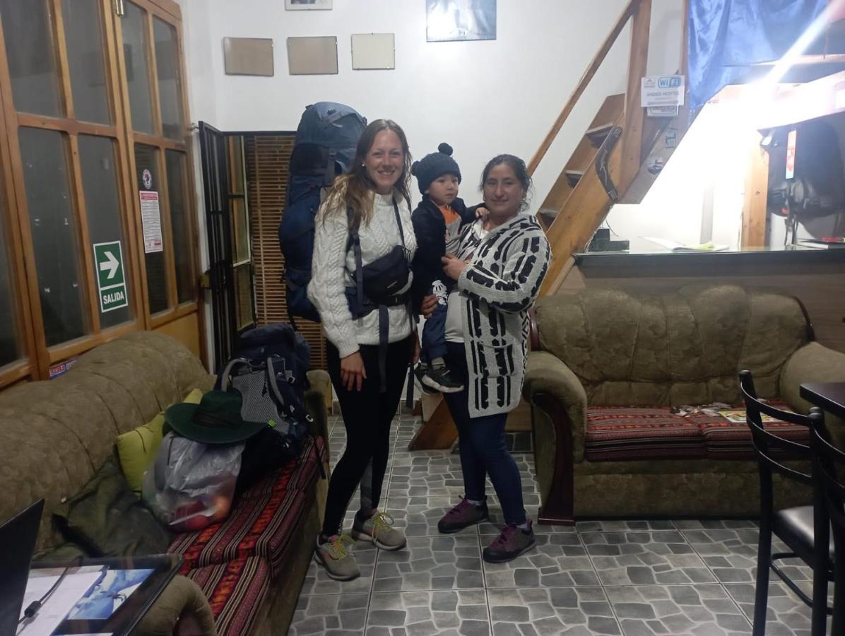 Andes Hostel อัวรัซ ภายนอก รูปภาพ