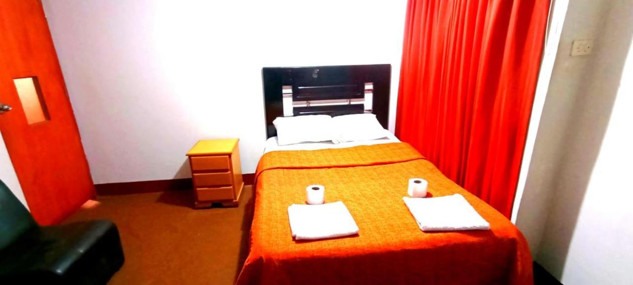 Andes Hostel อัวรัซ ภายนอก รูปภาพ