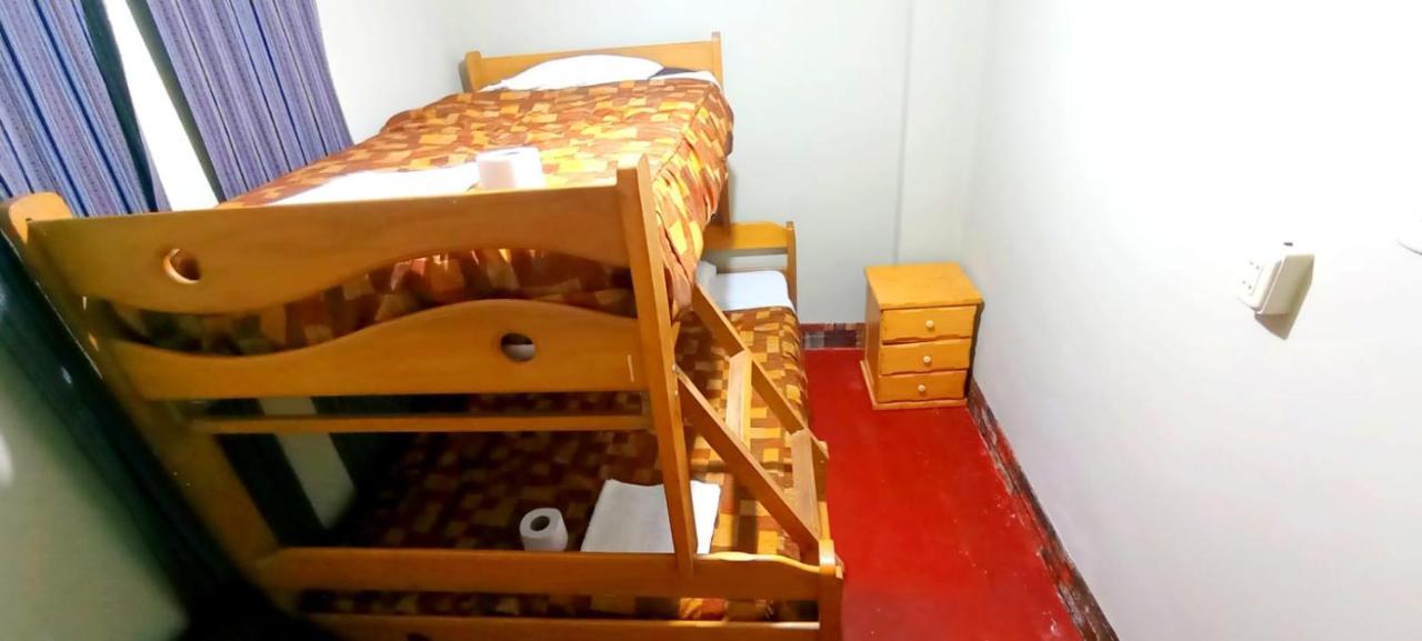 Andes Hostel อัวรัซ ภายนอก รูปภาพ