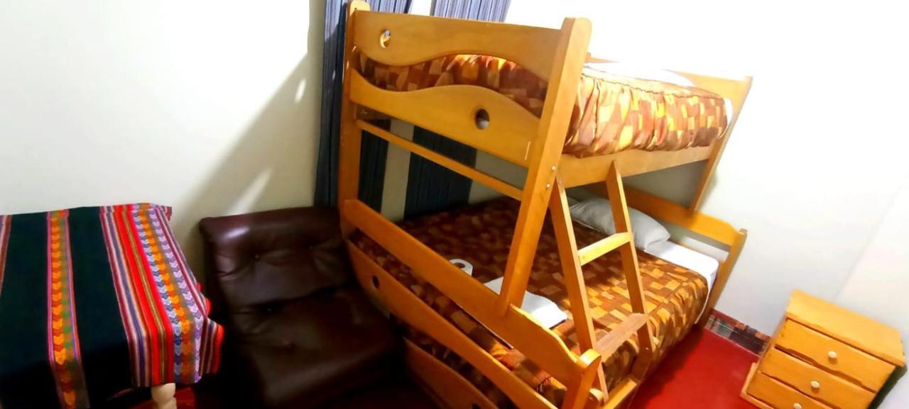Andes Hostel อัวรัซ ภายนอก รูปภาพ