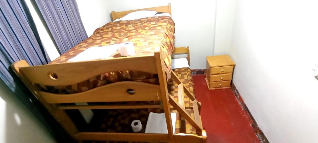 Andes Hostel อัวรัซ ภายนอก รูปภาพ